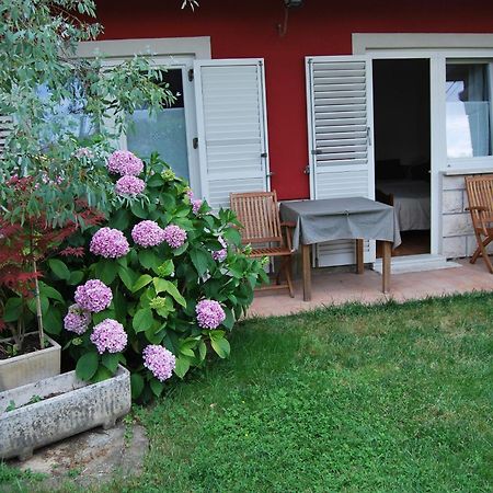 Soraja Apartments Изола Экстерьер фото